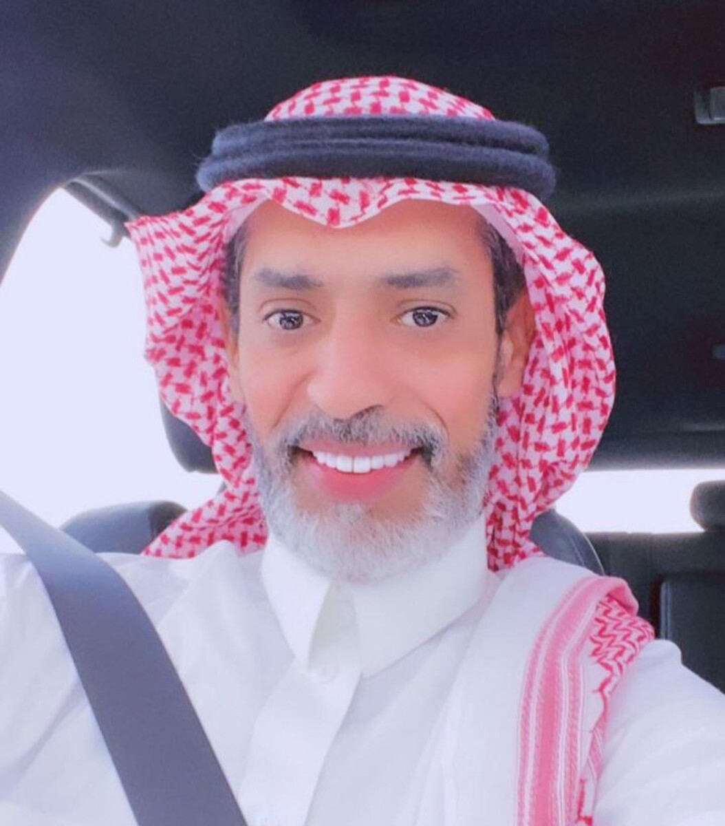 أحمد آلـ معوض