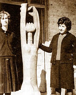 Motherhood_Statue_By_Jewad_Selim