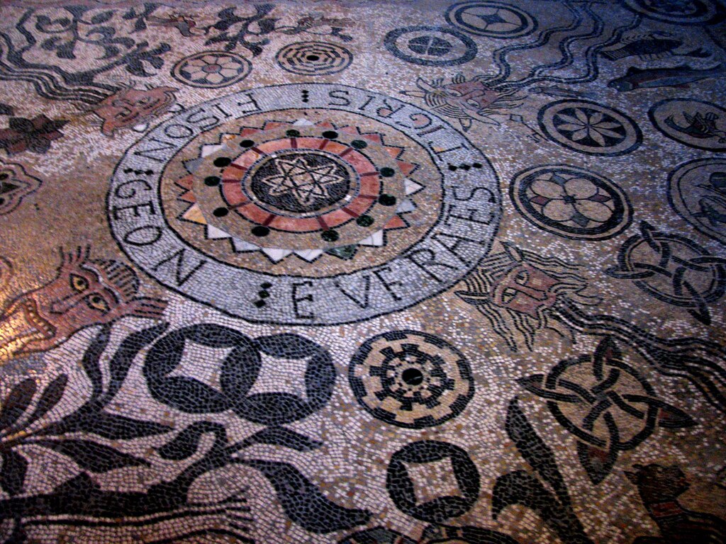 Die_mosaique_4_fleuves-centre