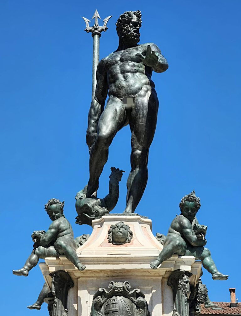 تمثال نبتون